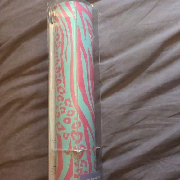 Animal Print Locker Wallpaper Claire's NWT Peel and Stick Wallpaper 8.5" x 40" - Picture 14 of 14